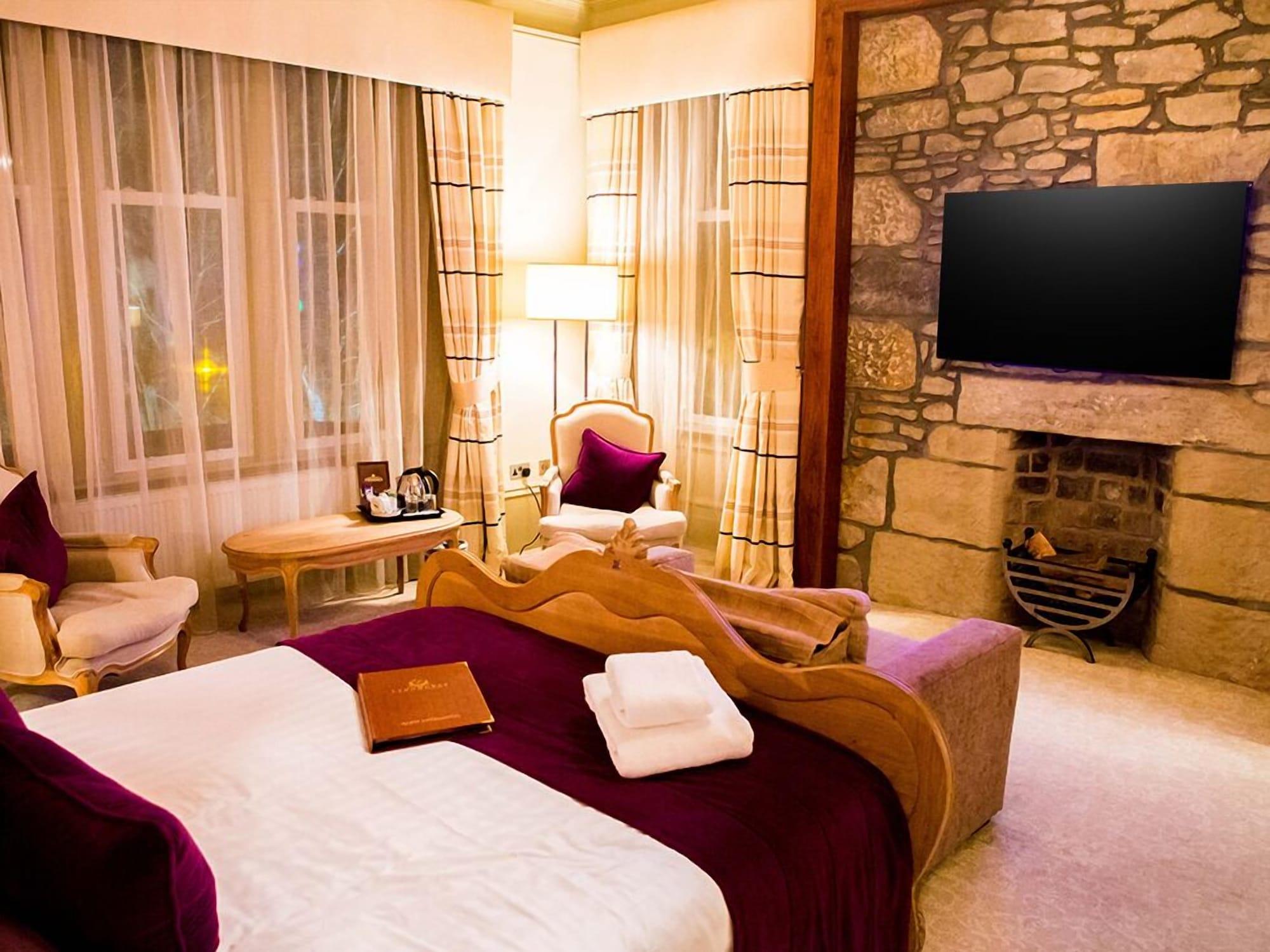 Lynnhurst Hotel Johnstone Bagian luar foto