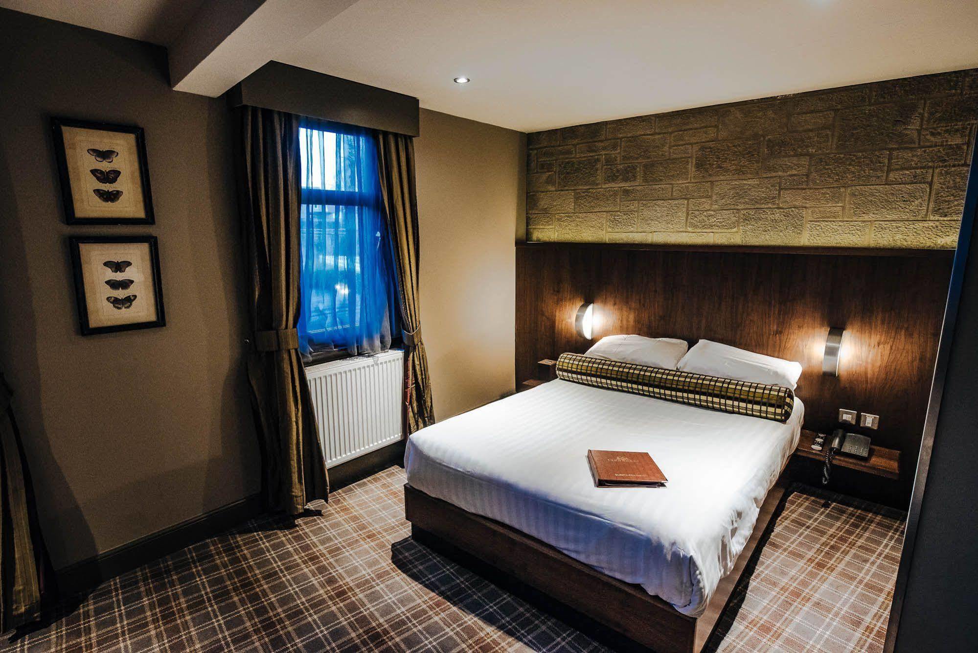 Lynnhurst Hotel Johnstone Bagian luar foto